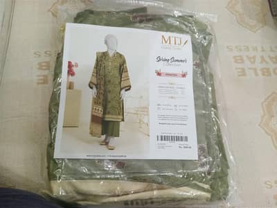 Branded Unstitched Lawn 3 piece suits (8 suits) and Branded Shawls 10