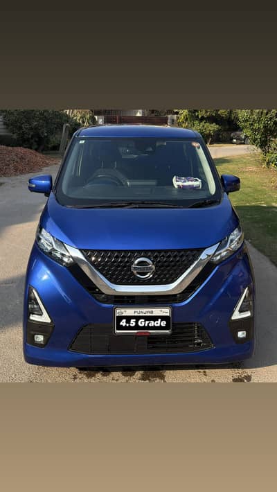 Nissan Days Highway Star S Hybrid 4.5 Grade