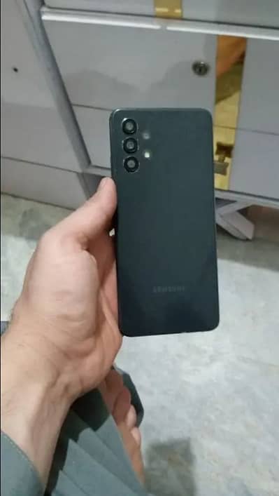 samsung a32 original set good condition exchange posibal