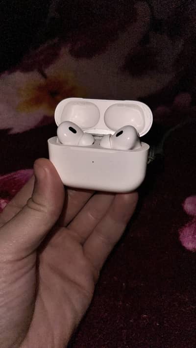 Apple AirPods pro generation 2 model A2618