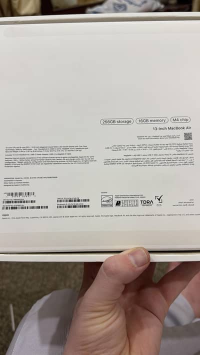 MACBOOK AIR M4 2025 13 INCH FULL BOX 16GB RAM 512GB SSD 78 CC 100 HLT