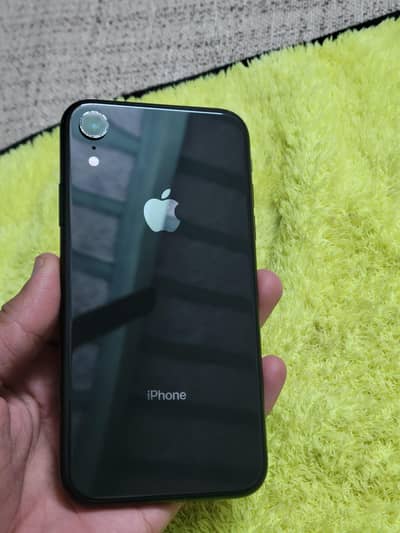 iPhone xr factory unlock 64 gb 81 health price fix 19k
