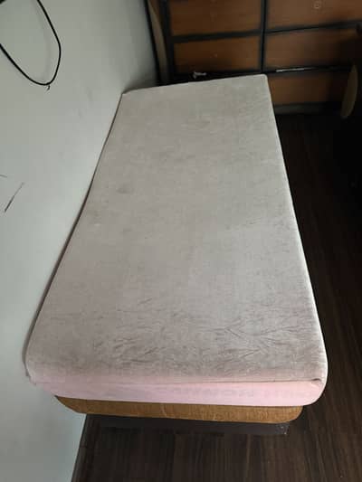 New customised moltyfoam  floor cushion