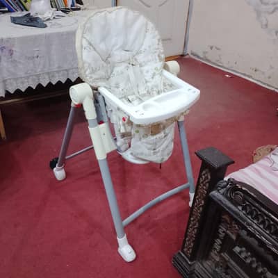 Bcranded GRACO High Chair – Excellent Condition – Like New