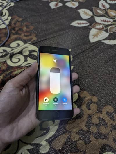 iPhone 8 256gb Jv True tone on 10/9.5