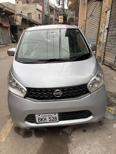 Nissan Dayz 15/18 model