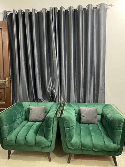 7 seater sofa set is up for sale in brand new condition