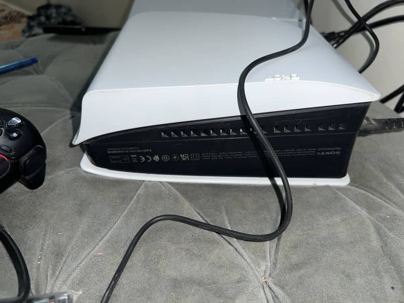 pS5 with two controllers 3