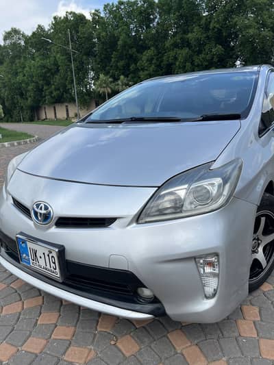 Toyota Prius 1.8 S. Led 2012/2016
