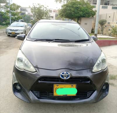 Toyota Aqua 2015 G LED Soft Leather Full Option