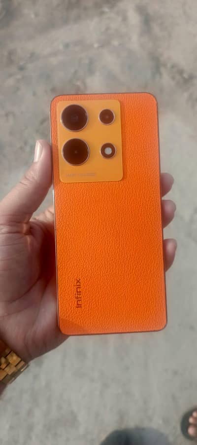 Infinix Note 30     8+8 256gb