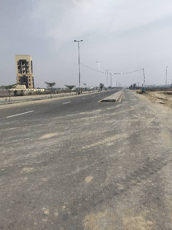 Corner Plot For Sale 23