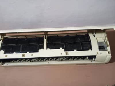 Haeir non inverter ac without gass