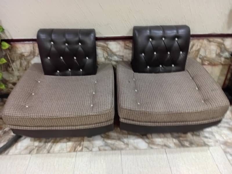 Sofa set 0
