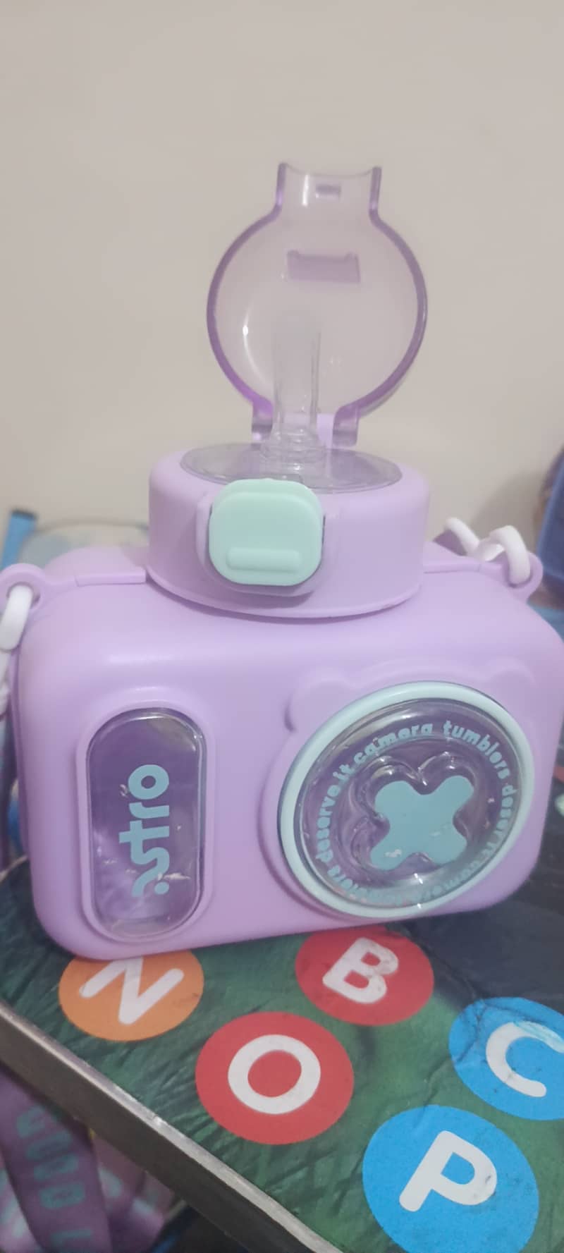 Camera Water bottle 0