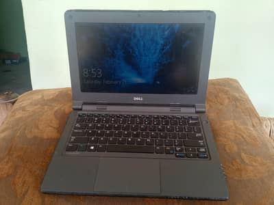 Dell laptop bilkul ok he.