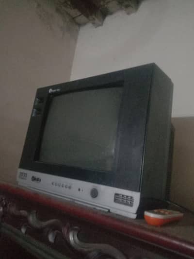 T. v 14 inch