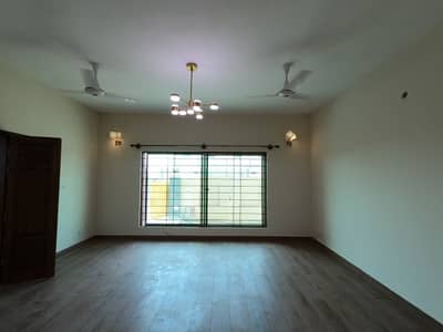 375 Square Yards House Is Available In Askari 6