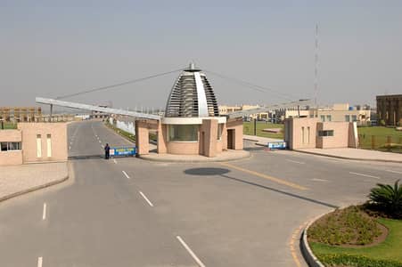 Prime Location 10 Marla Residential Plot For sale In Bahria Orchard Phase 4 - Block G3 Lahore In Only Rs. 8000000