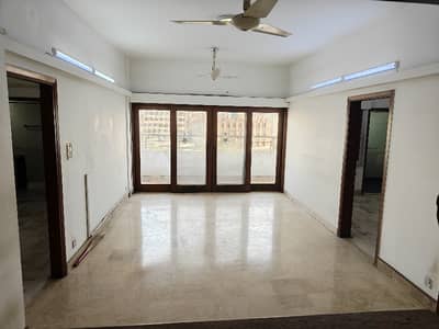 3 Bed Flat Sale In Clifton Block 7