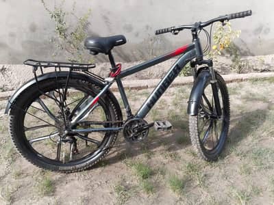 HUMBER BICYCLE ONLY 2 WEAKS USED