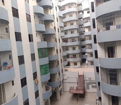 Flat Is Available For sale In Daniyal Residency