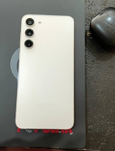 Samsung Galaxy s23 plus. 8 gb ram 256 gb storage. 10/10 condition.