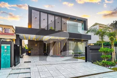 1 KANAL MODERN DESIGN FULL BASEMENT FULLY FURNISHED PLUS SWIMMING POOL BANGALOW FOR SALE NEAR TO PARK