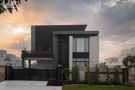 20 MARLA BRAND NEW ULTRA MODERN BANGALOW WITH HOME CENIMA FOR SALE NEAR TO PARK.