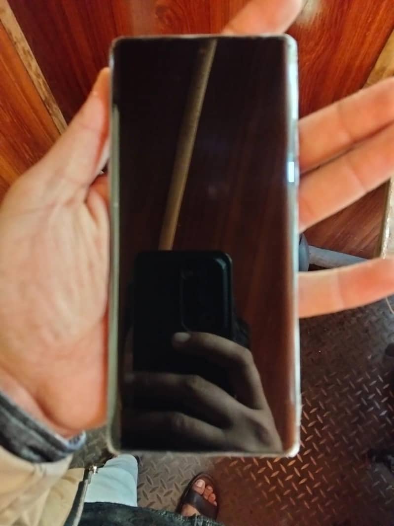 Tecno Camon 40 pro 16/256 2