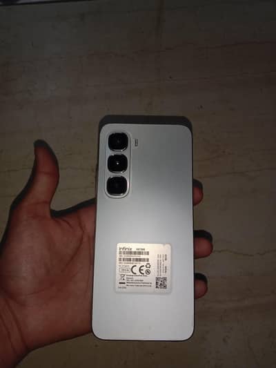 INFINIX HOT60I