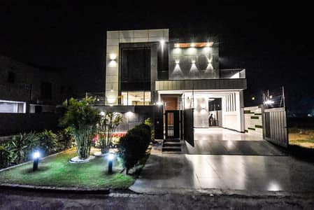 Only One Option Transfer to Move Slightly Used Luxury Modern House For Sale at Near Commercial Park and Mosque