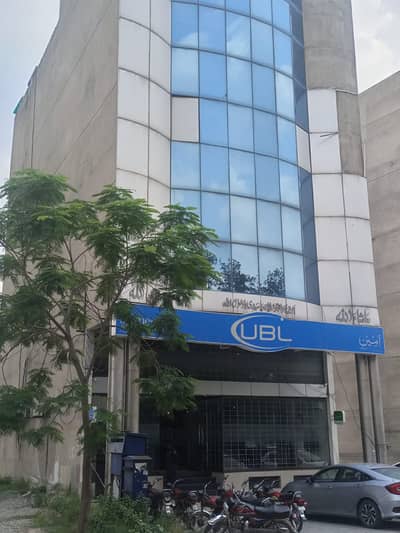 DHA Phase 8 EX Park View 8 Marla Commercial Plaza For Sale