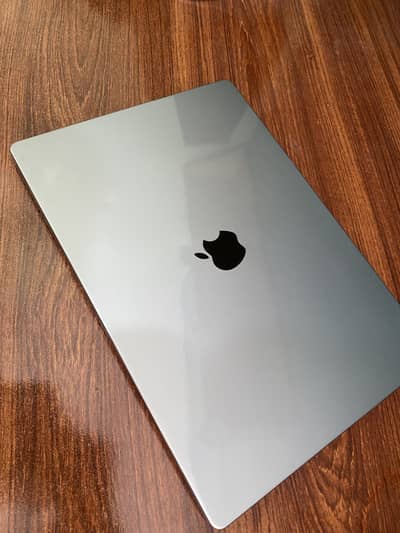 MacBook pro M1 pro 2021