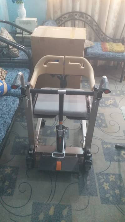 Patient Lifter / Patient Hoist – Almost New Condition (Home Use)