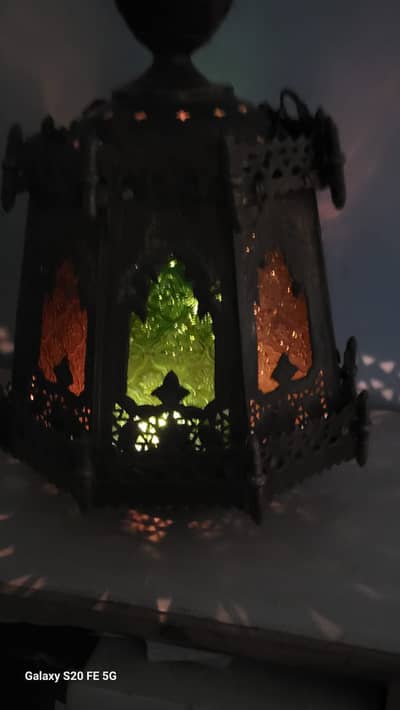 ANTIQ WORLD OFFERED BEST HOME DECOR ITEMS VARIABLE PRICES A ONE COND