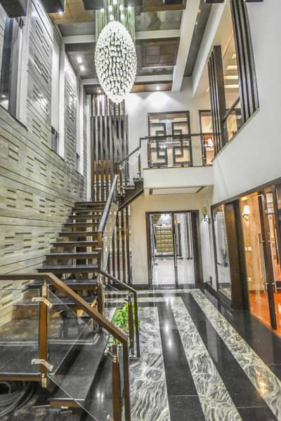 TASK EST OFFER : 10 Marla Modern Design Bungalow Good Location, Reasonable Price in Phase 8 AIR AVENUE DHA