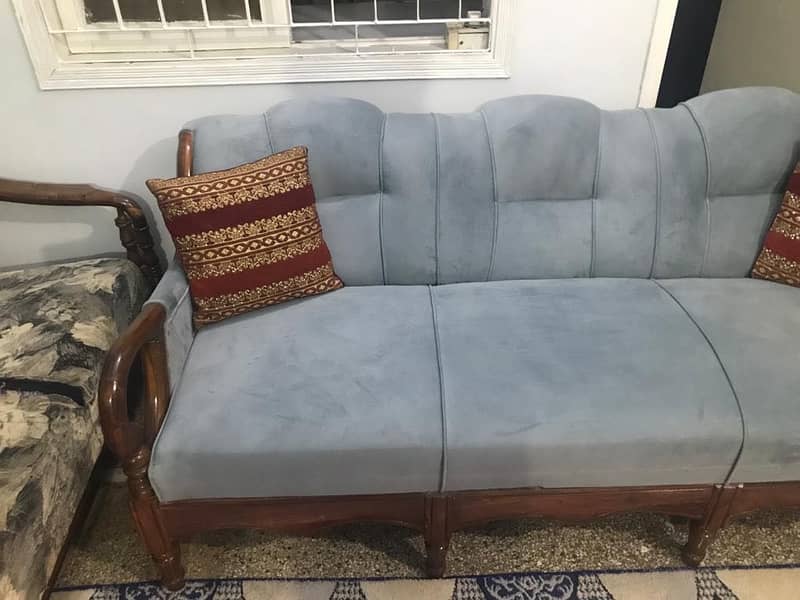5 seater Sofa Set 1