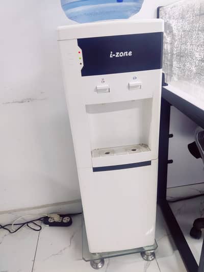I zone water Dispenser