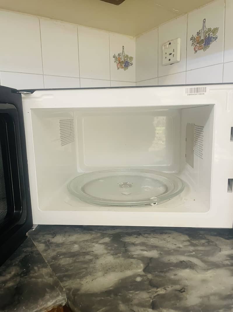 Microwave full size 3