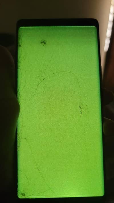 Xperia xz3 working penal required