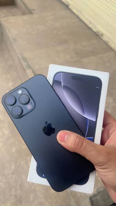 Iphone 16 pro max 256gb non active sims