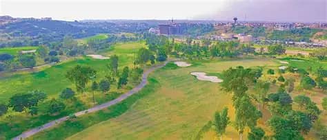 10 Marla Corner + Boulevard Near gigga Mall & Dolen City Solid Land Plot For Sale