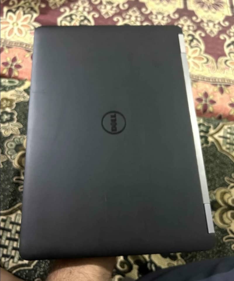 Dell Latitude E7270 2