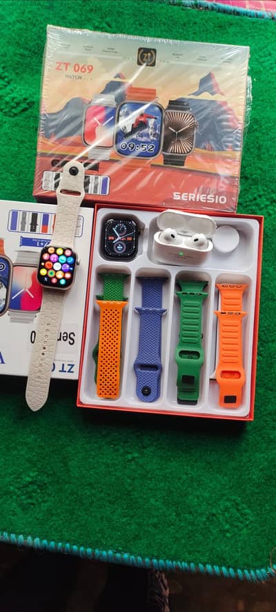 ZT 069 Premium Smartwatch Set - 7 Straps & Wireless Buds Included