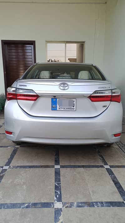 Toyota Corolla GLI 17 model new lights