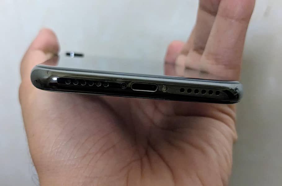 Iphone X (PTA Approved) 3