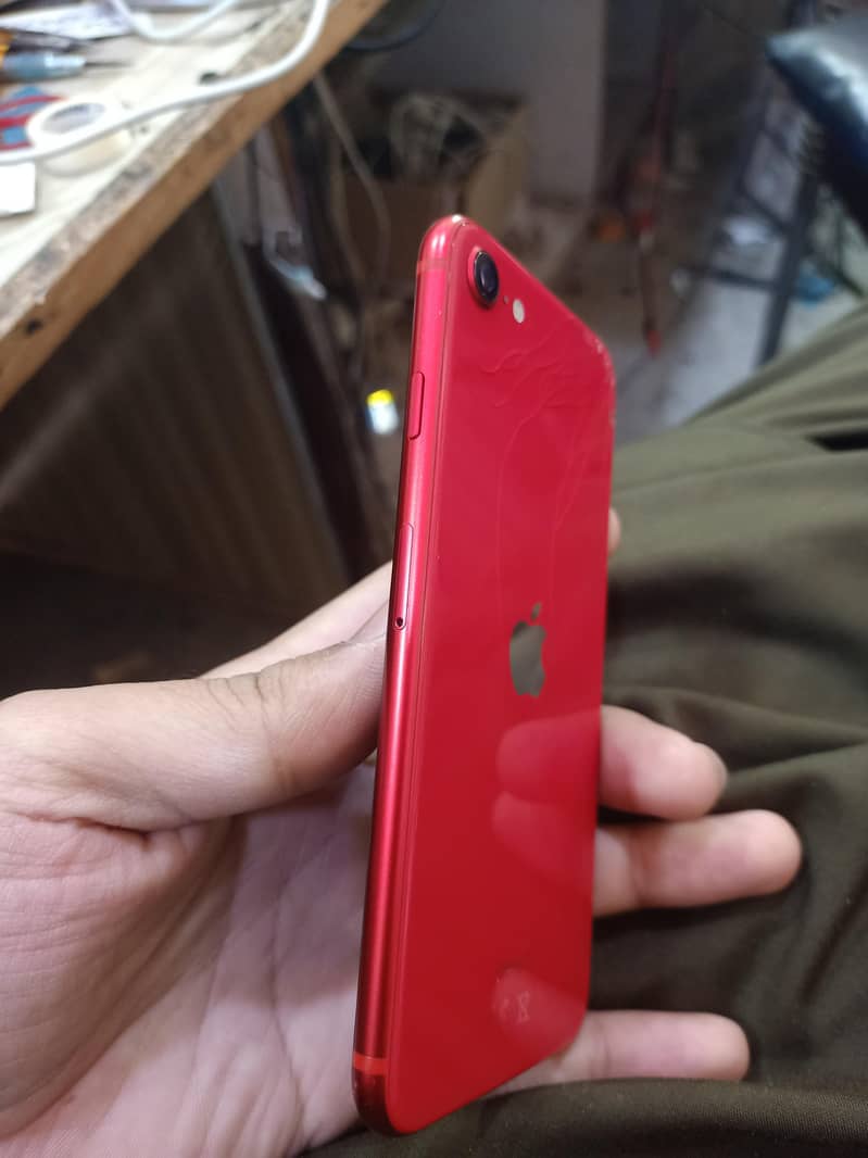 IPHONE SE  1