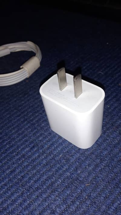 Apple IPhone charger and cable 20W