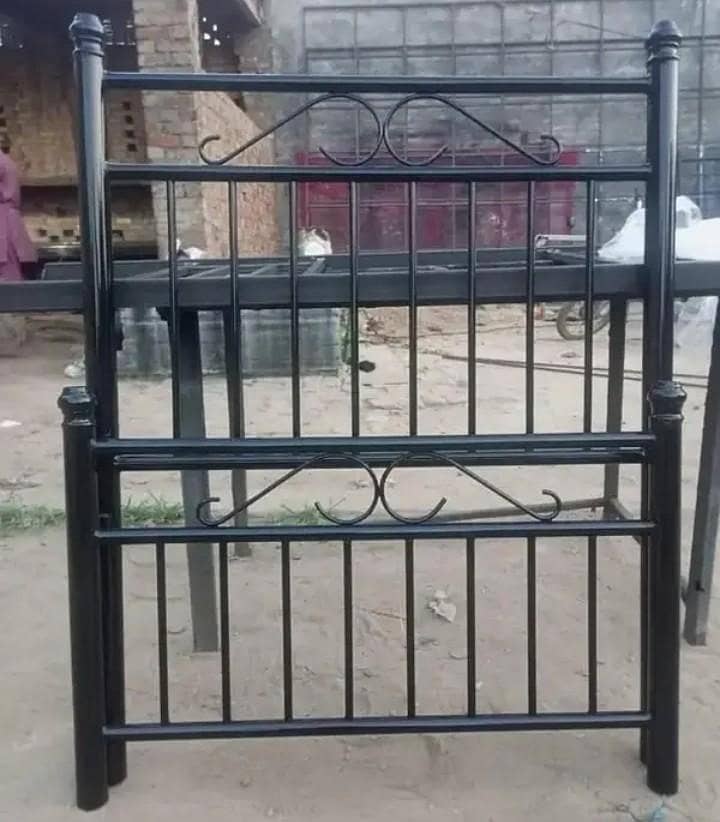 iron bed 10